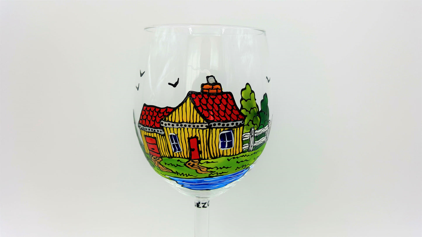Coupe à vin chalet jaune