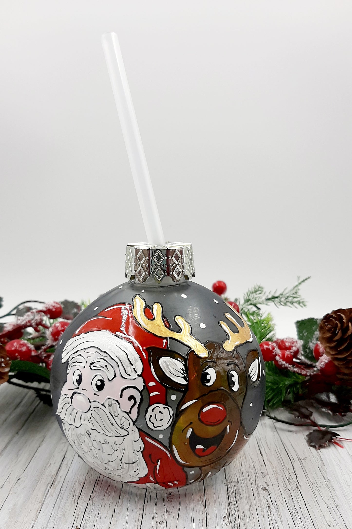 Boule cocktail Père Noël et renne