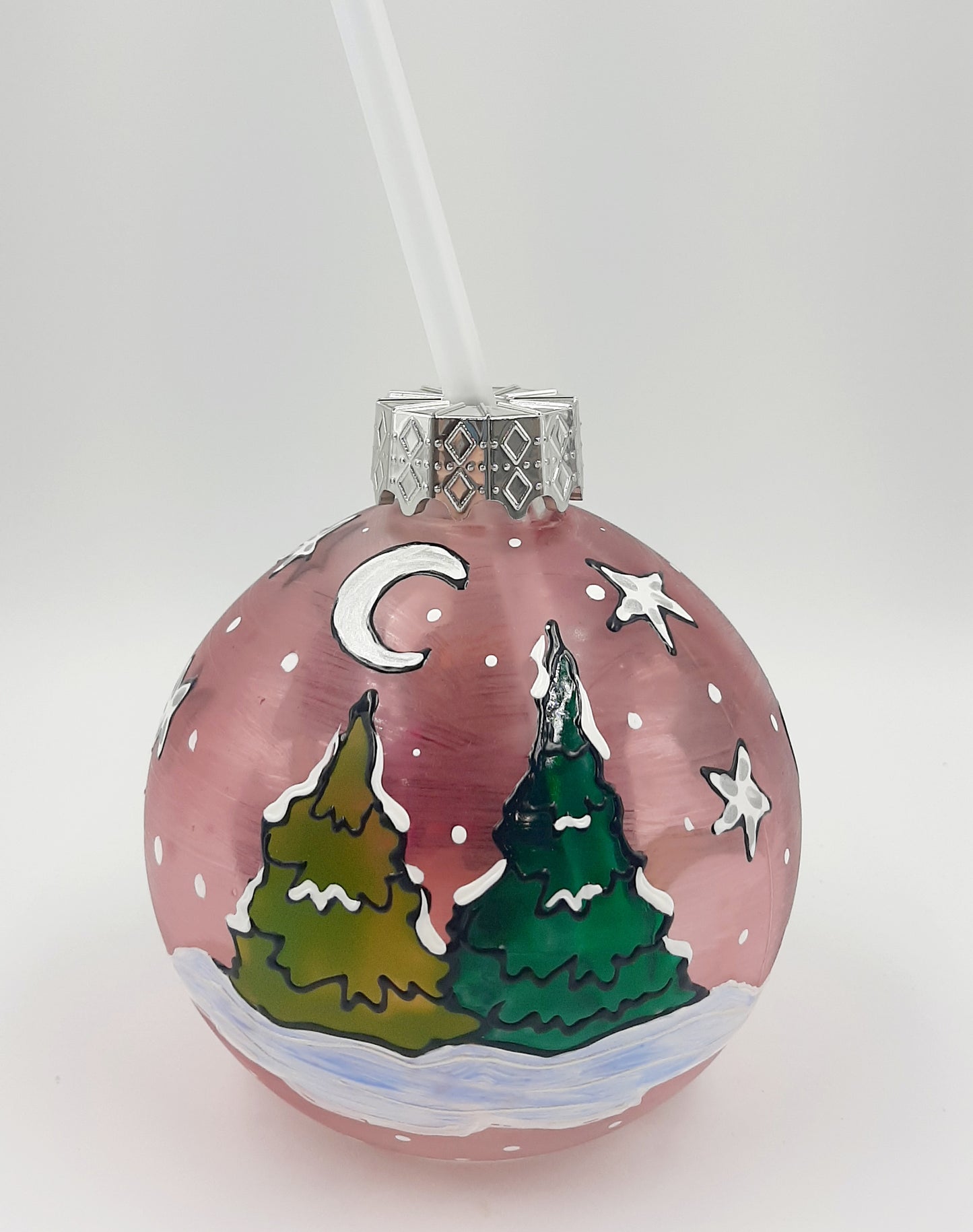 Boule cocktail bonhomme de neige sur fond rose