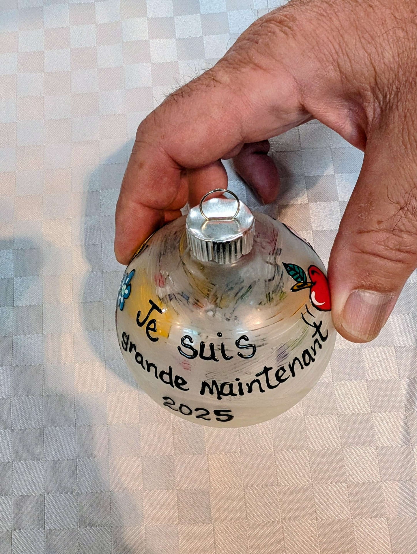 Boule de Noël Je suis grand.e maintenant personnalisable avec prénom