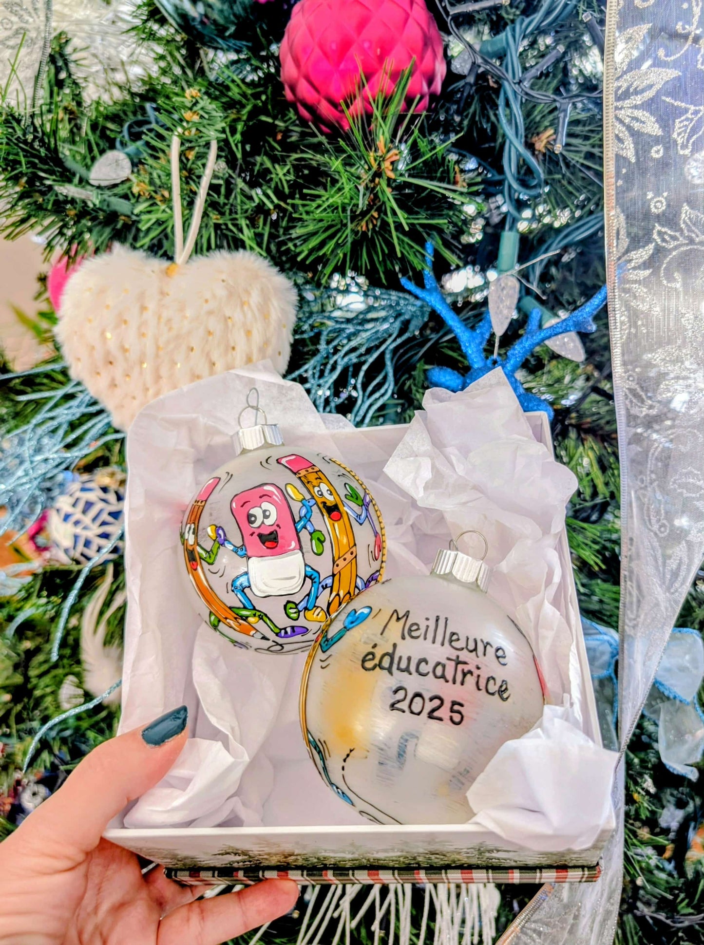 Boule de Noël Meilleure éducatrice personnalisable avec prénom