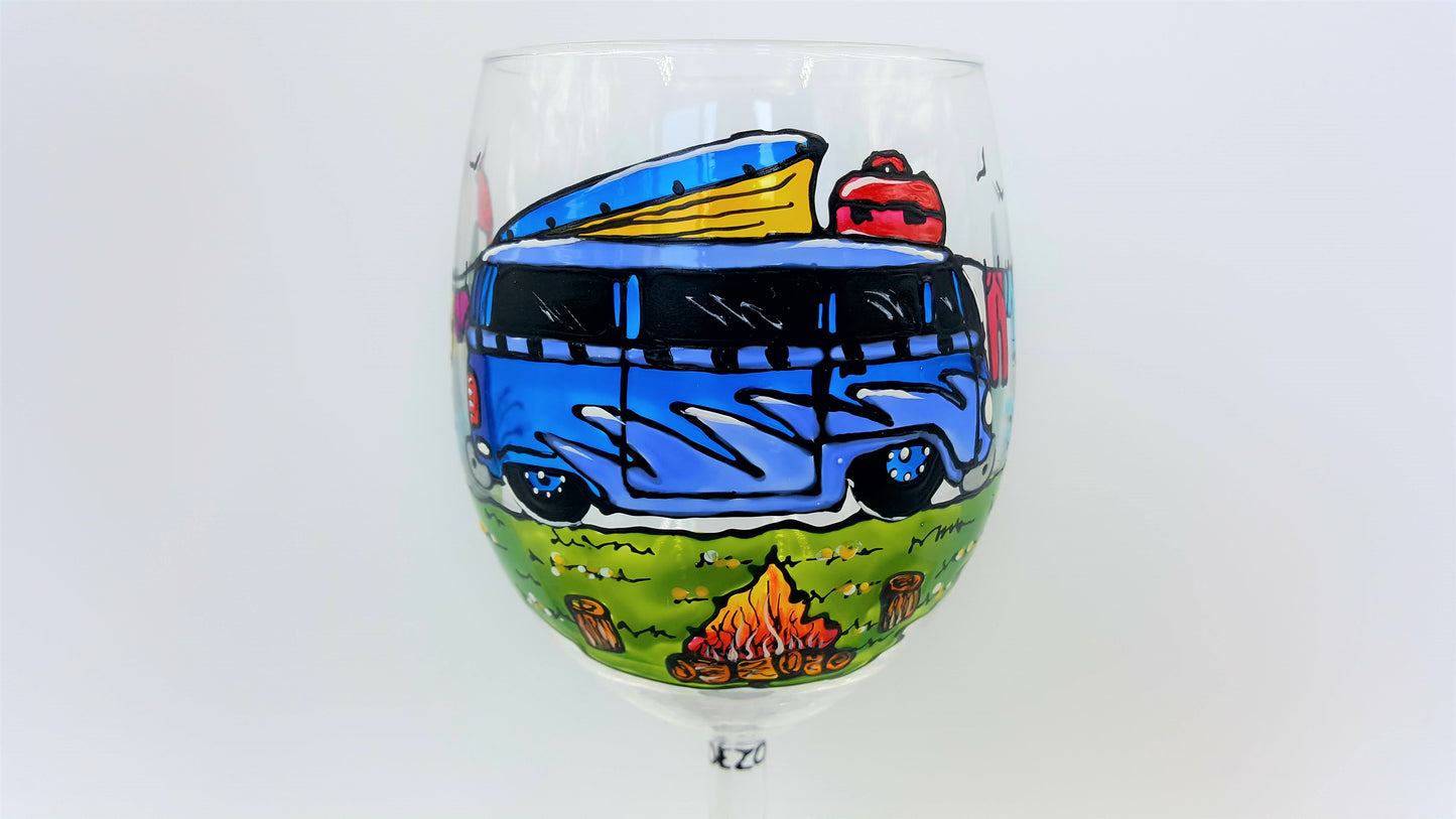 Coupe à vin camping car turquoise et mauve