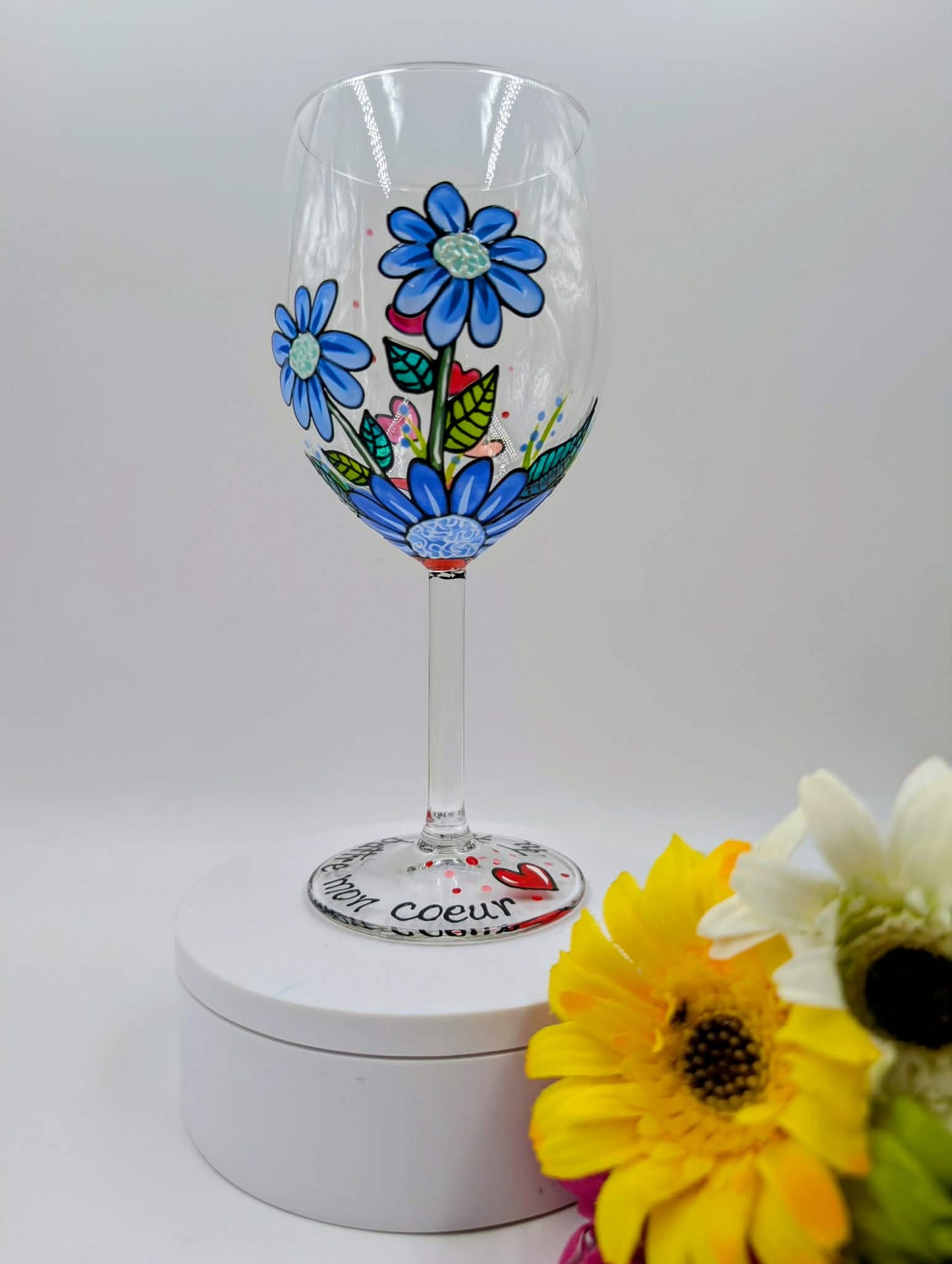 Coupe à vin Tu fais battre mon coeur, dessins fleurs et coeurs  * cadeau St-Valentin  * cadeau amour