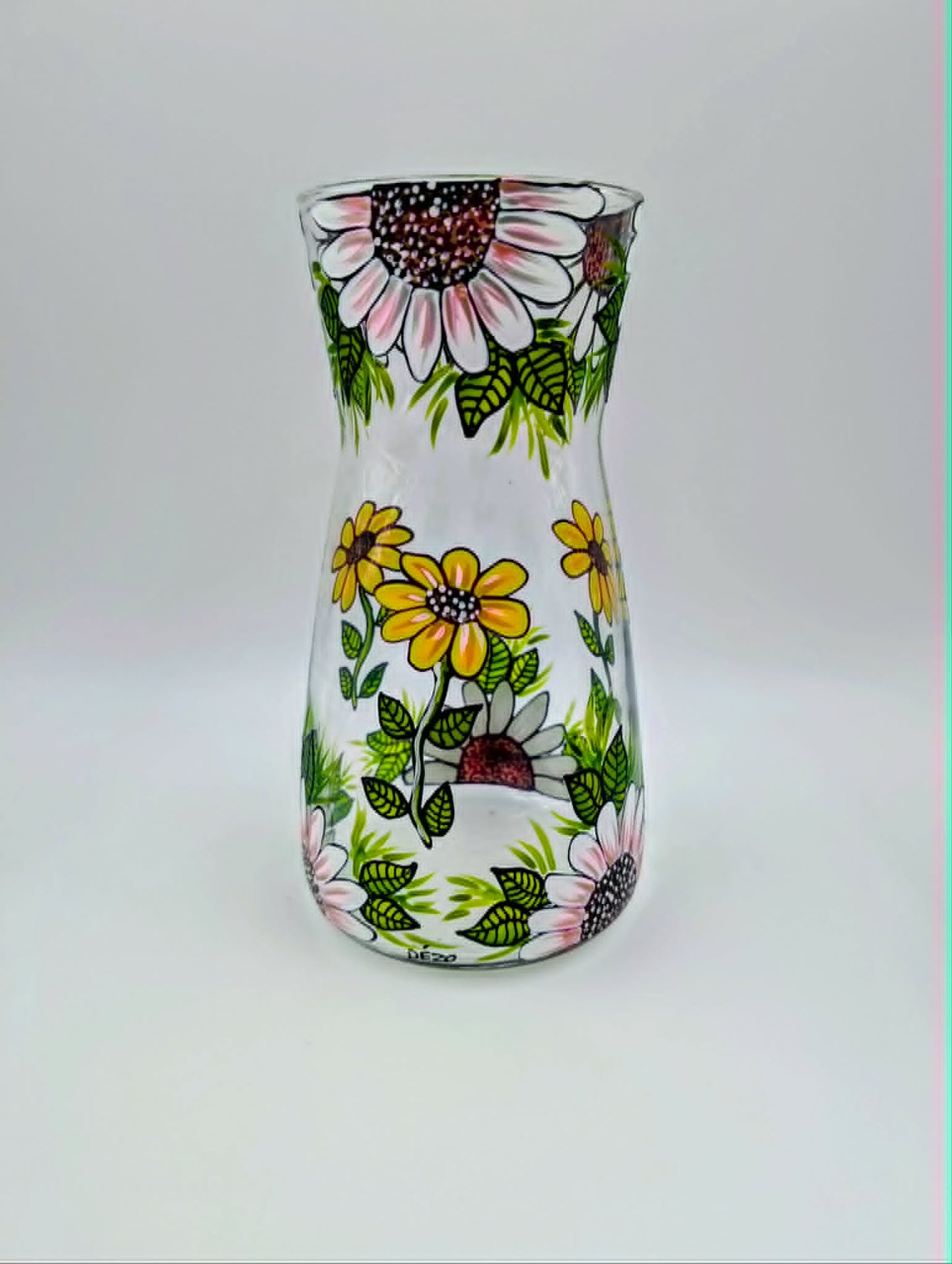 Vase à fleurs marguerites peint à la main